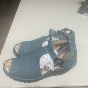 Fly London sandal  NWT